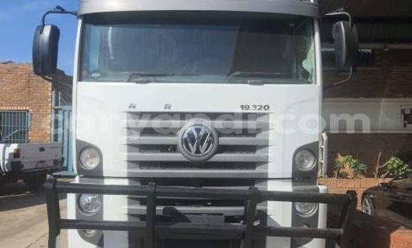 Tenga Tsaru Volkswagen TRUCK Chena Rori in Ndola in Zambia Tenga Tsaru Volkswagen TRUCK Chena Rori in Ndola in Zambia