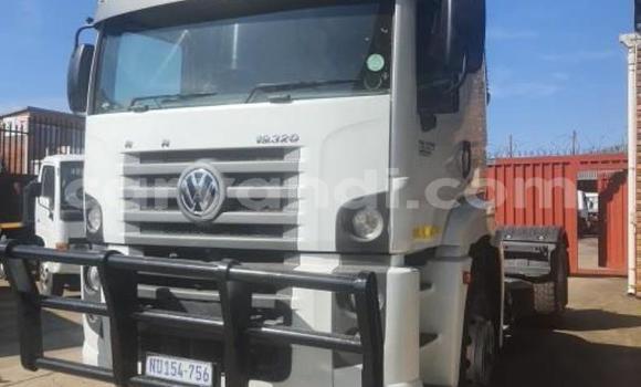 Tenga Tsaru Volkswagen TRUCK Chena Rori in Ndola in Zambia Tenga Tsaru Volkswagen TRUCK Chena Rori in Ndola in Zambia