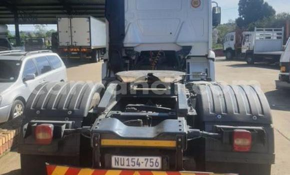 Tenga Tsaru Volkswagen TRUCK Chena Rori in Ndola in Zambia Tenga Tsaru Volkswagen TRUCK Chena Rori in Ndola in Zambia