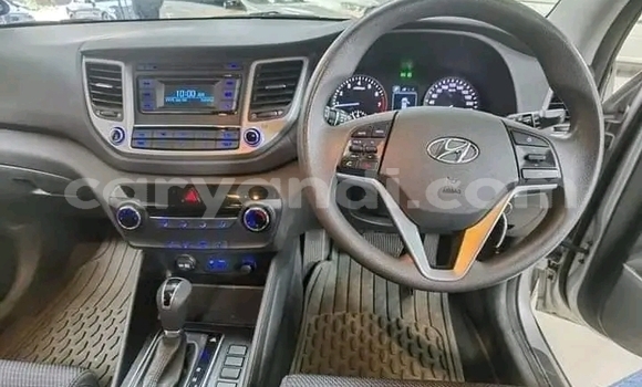 Acheter Occasion Voiture Hyundai Tucson Gris à Isoka, Nord Acheter Occasion Voiture Hyundai Tucson Gris à Isoka, Nord