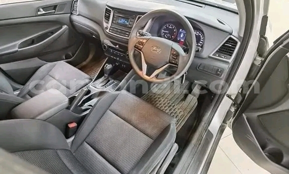 Acheter Occasion Voiture Hyundai Tucson Gris à Isoka, Nord Acheter Occasion Voiture Hyundai Tucson Gris à Isoka, Nord