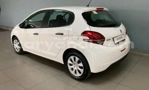 Acheter Occasion Voiture Peugeot 204 Blanc à Isoka, Nord Acheter Occasion Voiture Peugeot 204 Blanc à Isoka, Nord