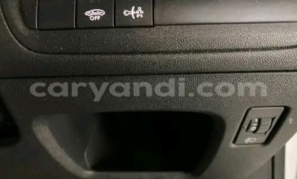 Acheter Occasion Voiture Peugeot 204 Blanc à Isoka, Nord Acheter Occasion Voiture Peugeot 204 Blanc à Isoka, Nord