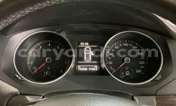 Acheter Occasion Voiture Volkswagen Jetta Gris à Isoka, Nord Acheter Occasion Voiture Volkswagen Jetta Gris à Isoka, Nord