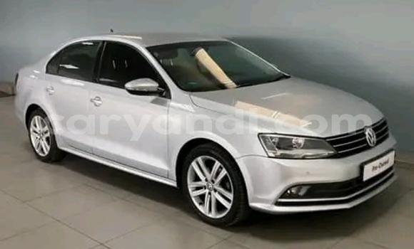 Acheter Occasion Voiture Volkswagen Jetta Gris à Isoka, Nord Acheter Occasion Voiture Volkswagen Jetta Gris à Isoka, Nord