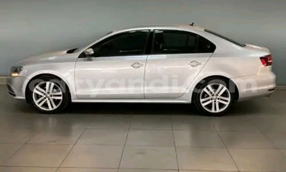 Acheter Occasion Voiture Volkswagen Jetta Gris à Isoka, Nord Acheter Occasion Voiture Volkswagen Jetta Gris à Isoka, Nord