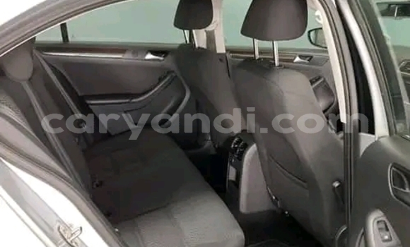 Acheter Occasion Voiture Volkswagen Jetta Gris à Isoka, Nord Acheter Occasion Voiture Volkswagen Jetta Gris à Isoka, Nord