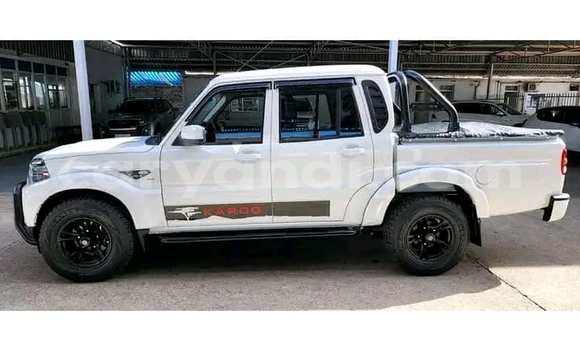 Acheter Occasion Voiture Mahindra Scorpio Blanc à Isoka, Nord Acheter Occasion Voiture Mahindra Scorpio Blanc à Isoka, Nord