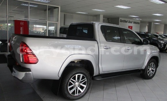 Nunua Ilio tumika Toyota Hilux Nyeupe Gari ndani ya Lusaka nchini Zambia Nunua Ilio tumika Toyota Hilux Nyeupe Gari ndani ya Lusaka nchini Zambia