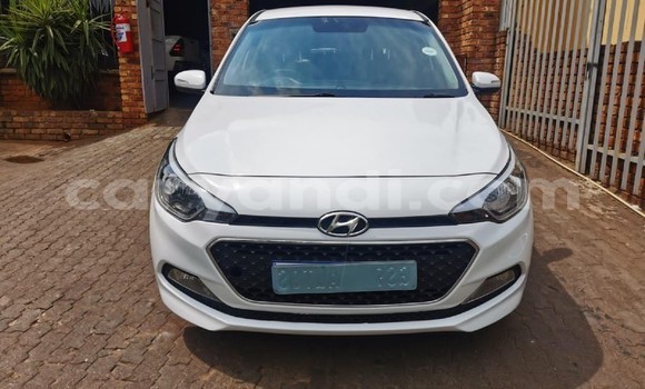 Buy Used Hyundai i20 White Car in Kitwe in Zambia Buy Used Hyundai i20 White Car in Kitwe in Zambia
