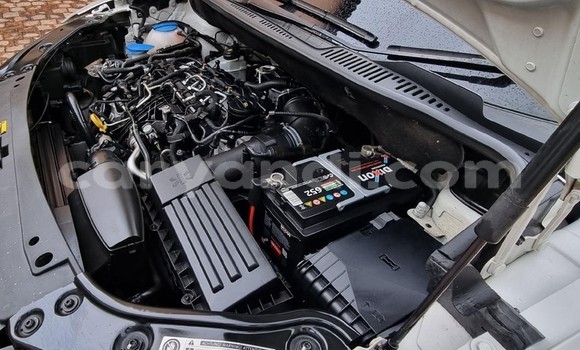 Buy Used Volkswagen Caddy White Car in Kabwe in Zambia Buy Used Volkswagen Caddy White Car in Kabwe in Zambia