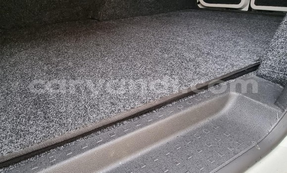 Buy Used Volkswagen Caddy White Car in Kabwe in Zambia Buy Used Volkswagen Caddy White Car in Kabwe in Zambia