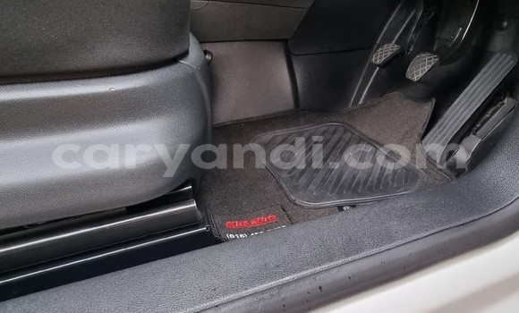 Buy Used Volkswagen Caddy White Car in Kabwe in Zambia Buy Used Volkswagen Caddy White Car in Kabwe in Zambia