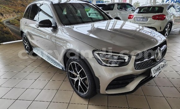 Buy Used Mercedes‒Benz GLC Silver Car in Lusaka in Zambia Buy Used Mercedes‒Benz GLC Silver Car in Lusaka in Zambia
