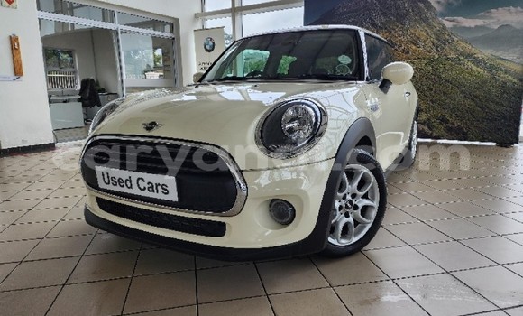 Tenga Tsaru MINI Hatch Zvimwe Mota in Chingola in Zambia