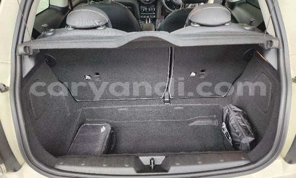 Acheter Occasion Voiture MINI Hatch Autre à Chingola, Zambie Acheter Occasion Voiture MINI Hatch Autre à Chingola, Zambie