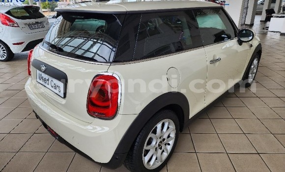 Acheter Occasion Voiture MINI Hatch Autre à Chingola, Zambie Acheter Occasion Voiture MINI Hatch Autre à Chingola, Zambie