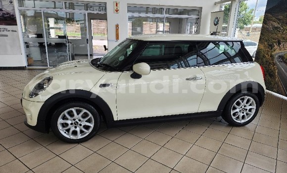 Acheter Occasion Voiture MINI Hatch Autre à Chingola, Zambie Acheter Occasion Voiture MINI Hatch Autre à Chingola, Zambie