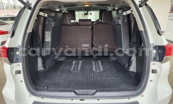 Buy Used Toyota Fortuner White Car in Chingola in Zambia Buy Used Toyota Fortuner White Car in Chingola in Zambia