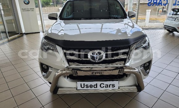 Buy Used Toyota Fortuner White Car in Chingola in Zambia Buy Used Toyota Fortuner White Car in Chingola in Zambia