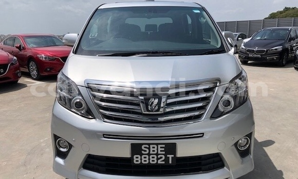 Nunua Ilio tumika Toyota Alphard Fedha Gari ndani ya Lusaka nchini Zambia