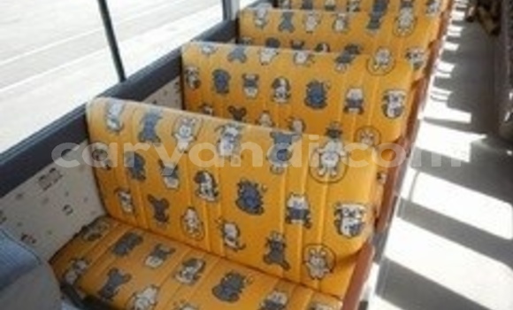 Buy Used Toyota HiAce White Truck in Lusaka in Zambia Buy Used Toyota HiAce White Truck in Lusaka in Zambia