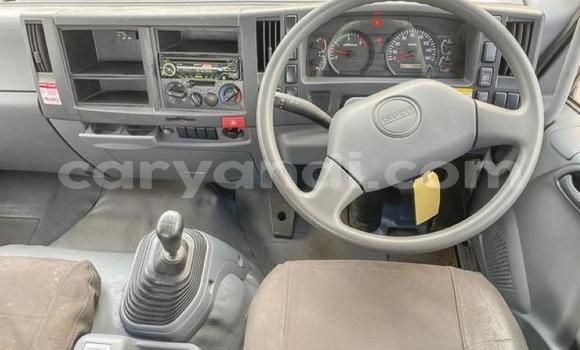 Acheter Occasion Utilitaire Isuzu FTR 850 Blanc à Livingstone, Zambie Acheter Occasion Utilitaire Isuzu FTR 850 Blanc à Livingstone, Zambie