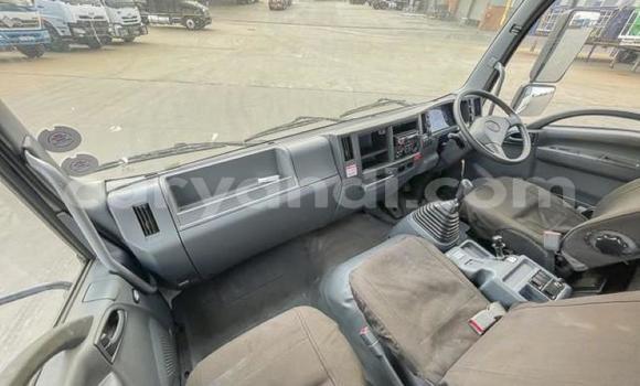 Acheter Occasion Utilitaire Isuzu FTR 850 Blanc à Livingstone, Zambie Acheter Occasion Utilitaire Isuzu FTR 850 Blanc à Livingstone, Zambie