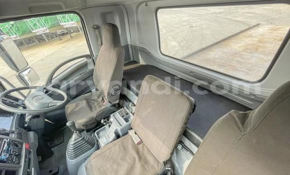 Acheter Occasion Utilitaire Isuzu FTR 850 Blanc à Livingstone, Zambie Acheter Occasion Utilitaire Isuzu FTR 850 Blanc à Livingstone, Zambie