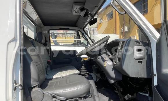 Acheter Occasion Utilitaire Toyota Dyna Blanc à Ndola, Zambie Acheter Occasion Utilitaire Toyota Dyna Blanc à Ndola, Zambie