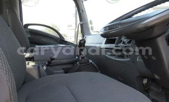 Acheter Occasion Utilitaire Isuzu FTR 850 Blanc à Lusaka, Zambie Acheter Occasion Utilitaire Isuzu FTR 850 Blanc à Lusaka, Zambie