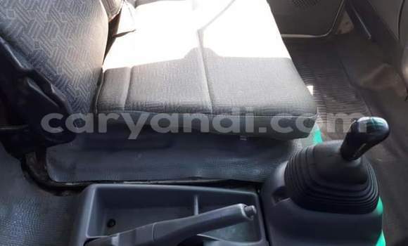 Acheter Occasion Utilitaire Isuzu FTR 850 Blanc à Lusaka, Zambie Acheter Occasion Utilitaire Isuzu FTR 850 Blanc à Lusaka, Zambie