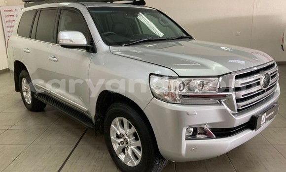 Buy Used Toyota Land Cruiser Silver Car in Lusaka in Zambia