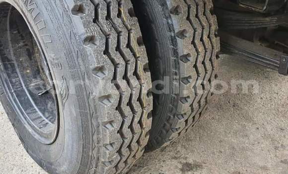 Acheter Occasion Utilitaire Nissan UD Blanc à Lusaka, Zambie Acheter Occasion Utilitaire Nissan UD Blanc à Lusaka, Zambie