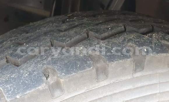 Acheter Occasion Utilitaire Nissan UD Blanc à Lusaka, Zambie Acheter Occasion Utilitaire Nissan UD Blanc à Lusaka, Zambie