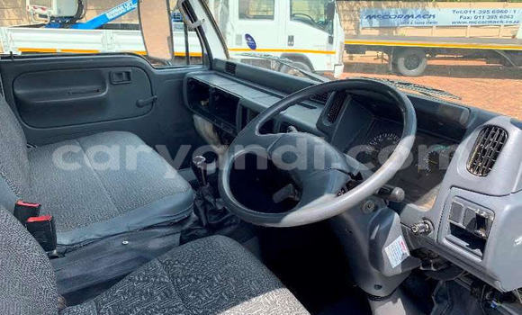 Acheter Occasion Utilitaire Nissan UD Autre à Isoka, Nord Acheter Occasion Utilitaire Nissan UD Autre à Isoka, Nord