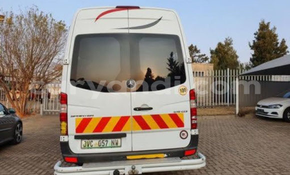 Acheter Occasion Utilitaire Mercedes–Benz Sprinter Blanc à Choma, Du sud Acheter Occasion Utilitaire Mercedes–Benz Sprinter Blanc à Choma, Du sud