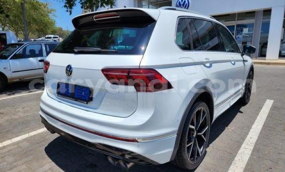 Acheter Occasion Voiture Volkswagen Tiguan Blanc à Lusaka, Zambie Acheter Occasion Voiture Volkswagen Tiguan Blanc à Lusaka, Zambie