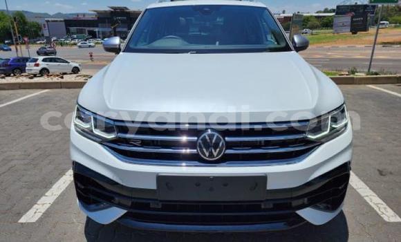 Acheter Occasion Voiture Volkswagen Tiguan Blanc à Lusaka, Zambie Acheter Occasion Voiture Volkswagen Tiguan Blanc à Lusaka, Zambie
