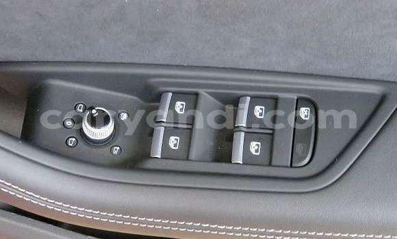 Nunua Ilio tumika Audi A4 Nyekundu Gari ndani ya Chingola nchini Zambia Nunua Ilio tumika Audi A4 Nyekundu Gari ndani ya Chingola nchini Zambia