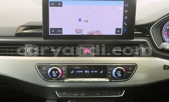 Nunua Ilio tumika Audi A4 Nyekundu Gari ndani ya Chingola nchini Zambia Nunua Ilio tumika Audi A4 Nyekundu Gari ndani ya Chingola nchini Zambia