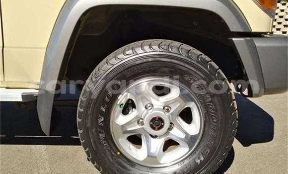 Buy Used Toyota Land Cruiser Beige Car in Lusaka in Zambia Buy Used Toyota Land Cruiser Beige Car in Lusaka in Zambia