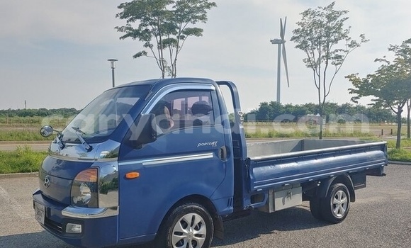 Buy Used Hyundai Cargo Blue Car in Lusaka in Zambia Buy Used Hyundai Cargo Blue Car in Lusaka in Zambia