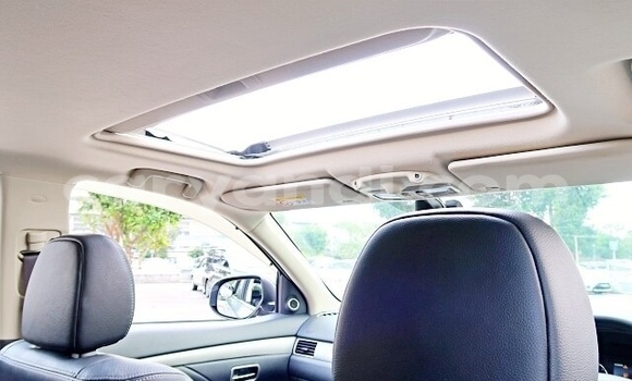 Nunua Ilio tumika Mitsubishi Outlander Fedha Gari ndani ya Lusaka nchini Zambia Nunua Ilio tumika Mitsubishi Outlander Fedha Gari ndani ya Lusaka nchini Zambia