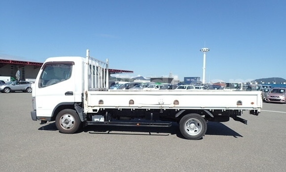 Tenga Tsaru Mitsubishi Canter Chena Rori in Lusaka in Zambia Tenga Tsaru Mitsubishi Canter Chena Rori in Lusaka in Zambia