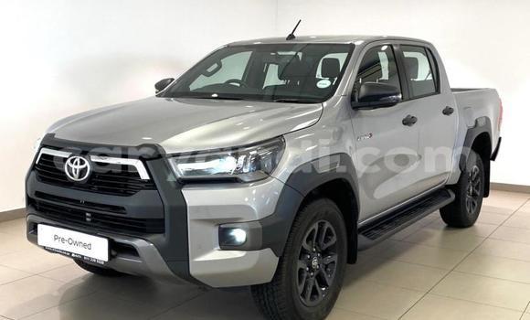 Tenga Tsaru Toyota Hilux Sirivha Mota in Chingola in Zambia Tenga Tsaru Toyota Hilux Sirivha Mota in Chingola in Zambia