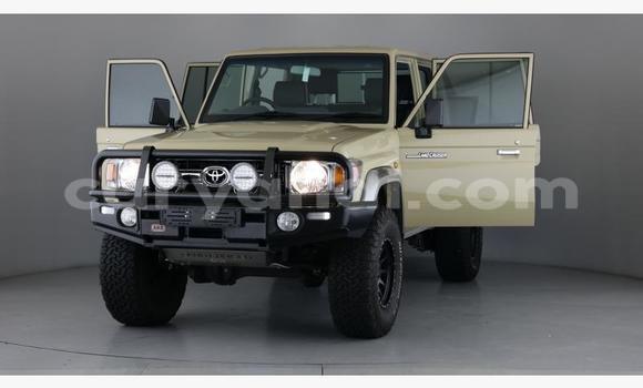 Buy Used Toyota Land Cruiser Beige Car in Lusaka in Zambia Buy Used Toyota Land Cruiser Beige Car in Lusaka in Zambia