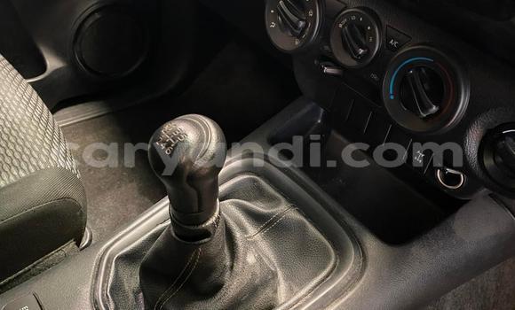 Acheter Occasion Voiture Toyota Hilux Blanc à Lusaka, Zambie Acheter Occasion Voiture Toyota Hilux Blanc à Lusaka, Zambie