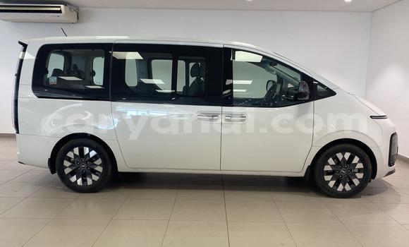Nunua Ilio tumika Hyundai Starex Nyeupe Gari ndani ya Lusaka nchini Zambia Nunua Ilio tumika Hyundai Starex Nyeupe Gari ndani ya Lusaka nchini Zambia