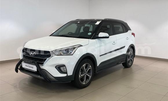 Buy Used Hyundai Creta White Car in Lusaka in Zambia
